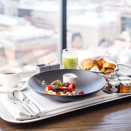Hyatt Regency 4*