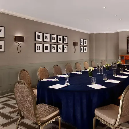 Hyatt Regency Ξενοδοχείο 4*